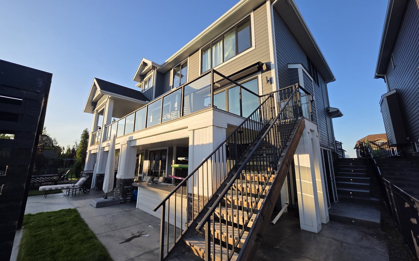 Big Calgary home with spotless windows cleaned by Fresh Cleaning YYC